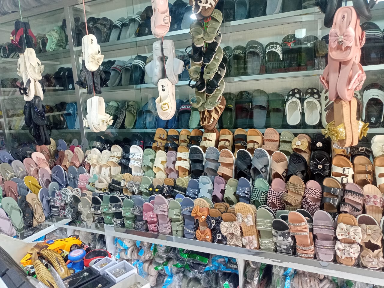 স্যান্ডেল কালেকশন